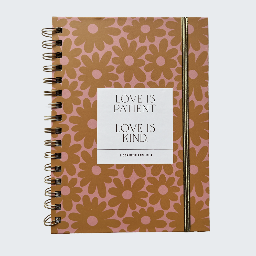 Carnet de notes chrétien - Love is patient